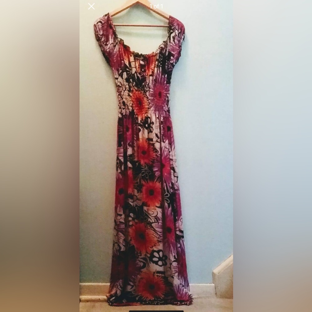 Beautiful stretchy one size fits all dress